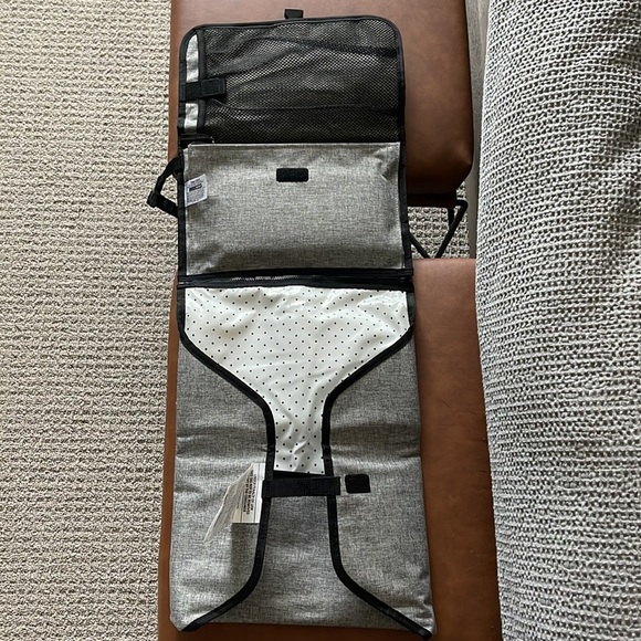 Skip Hop Changing Pad Organizer brand new - Picture 2 of 4